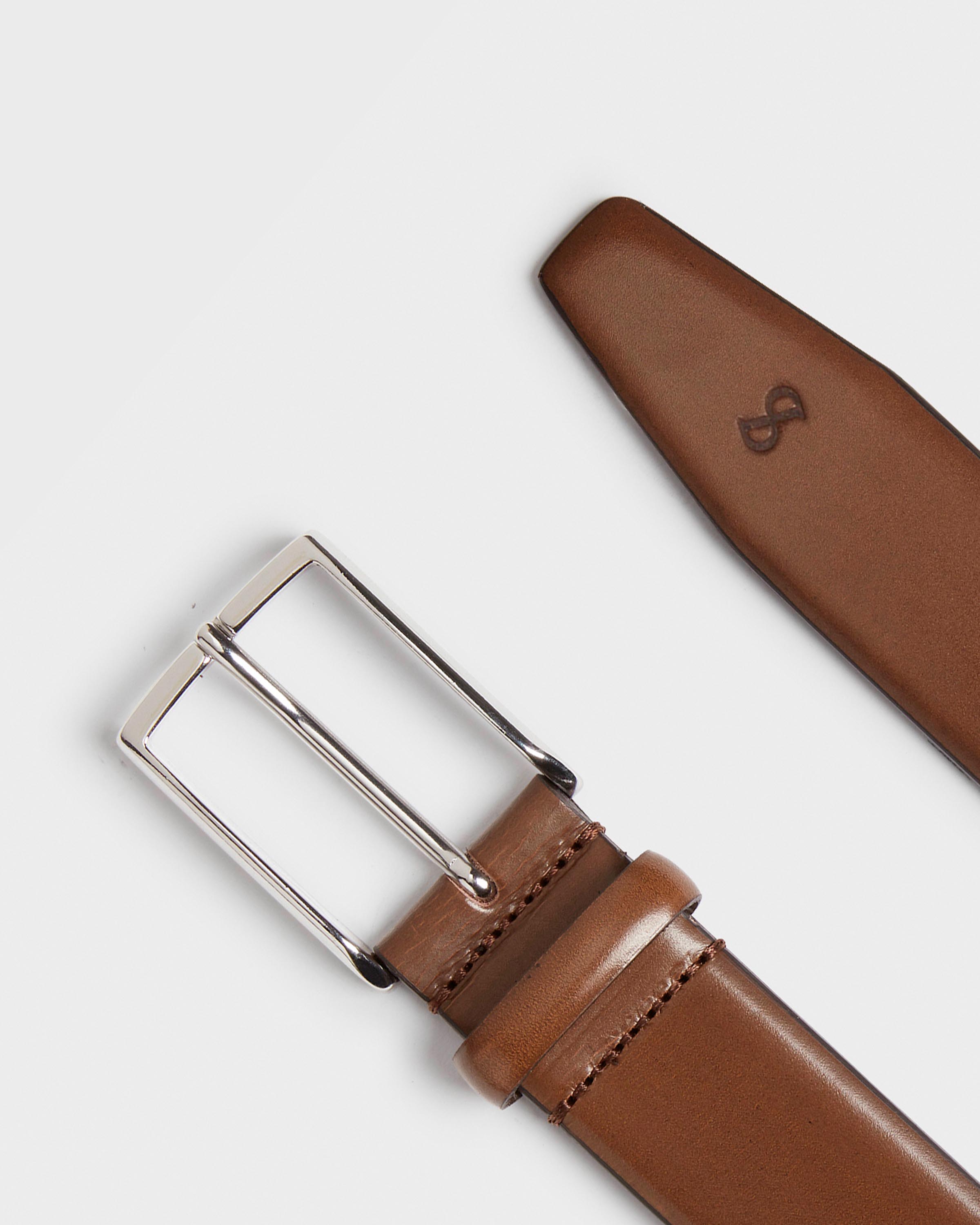 Buy Bos suede belt at saddler.com - The swedish leather brand