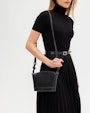 Emali skulderremveske Svart Saddler