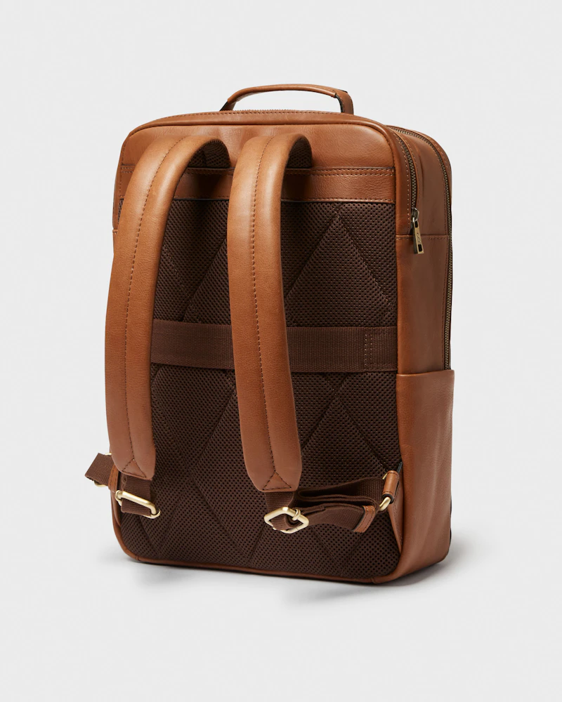 Buy Avern backpack bag at saddler.com - The swedish leather brand | Saddler Buy Avern backpack bag at saddler.com - The swedish leather brand | Saddler